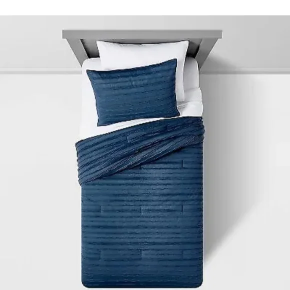 Pillowfort Twin Jersey Wave Comforter Set - Picture 2 of 4